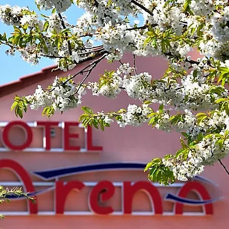 Hotel Arena Stadt 3*
