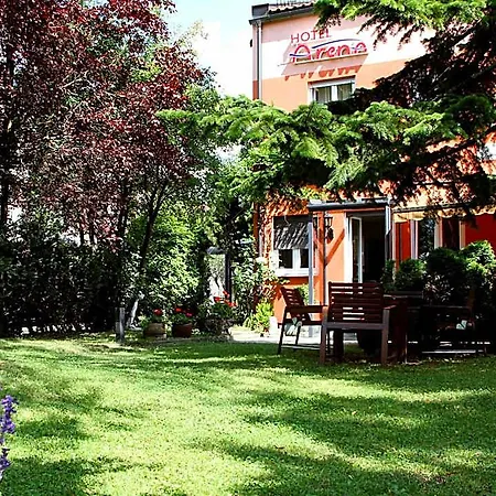 Arena Stadt Hotel