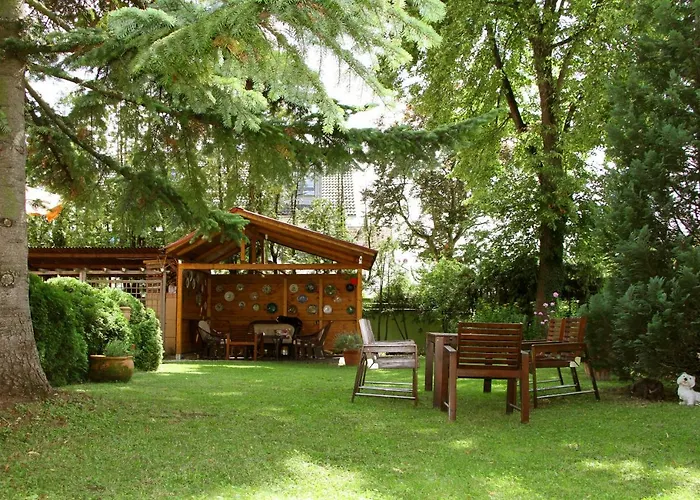 Arena Stadt Hotel 3*