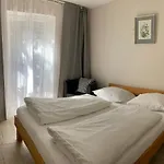 アリーナ シュタット ホテル