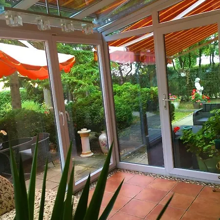 Arena Stadt Hotel 3*