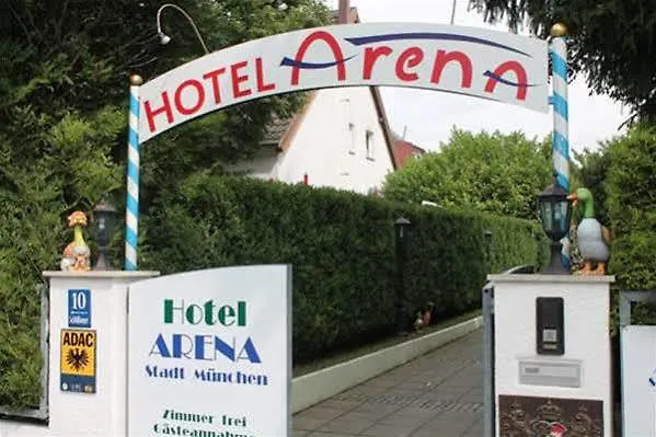 Arena Stadt מלון 3*